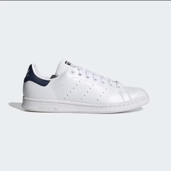 Adidas Stan Smiths, white with navy blue accents, excellent condition, size 9.5 - Picture 3 of 9